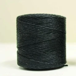 Professional's Choice Waxed Nyltex Braiding Thread 4oz / 140yard -Ovation Store NS41525 black